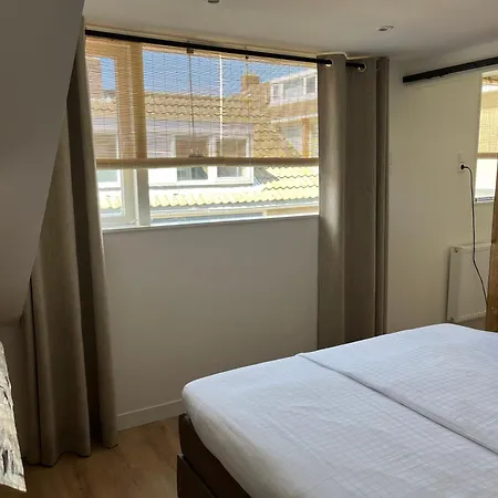 Beachhouse Ibiza 19a Noordwijk